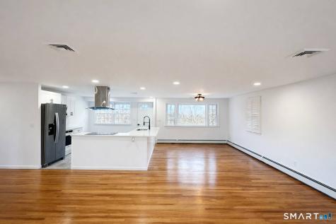 148 Hyde Road West Hartford CT 06117