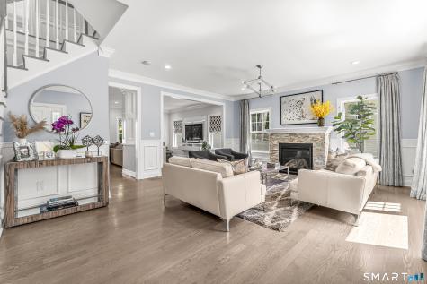 17 Woodlawn Drive Trumbull CT 06611