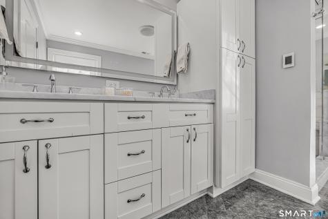 17 Woodlawn Drive Trumbull CT 06611
