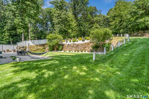 17 Woodlawn Drive Trumbull CT 06611