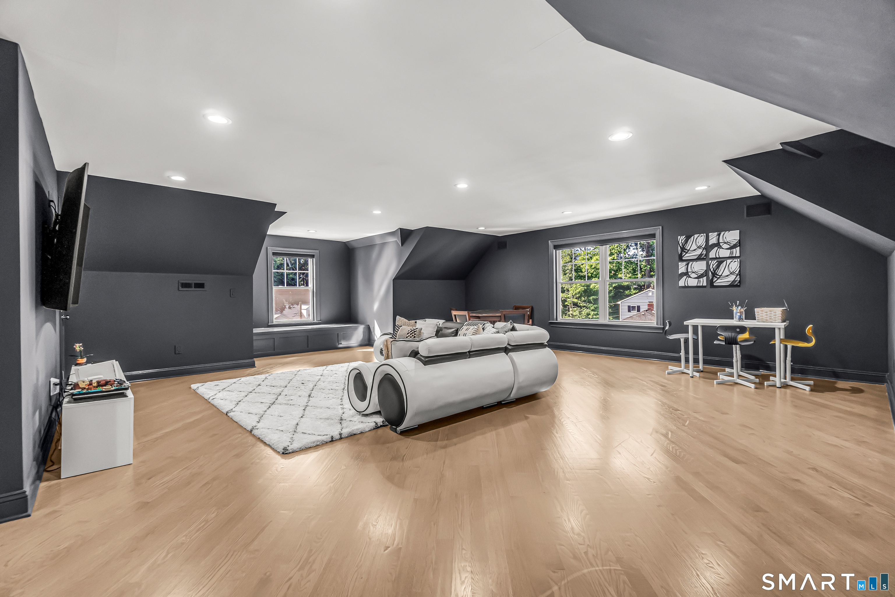 17 Woodlawn Drive Trumbull CT 06611