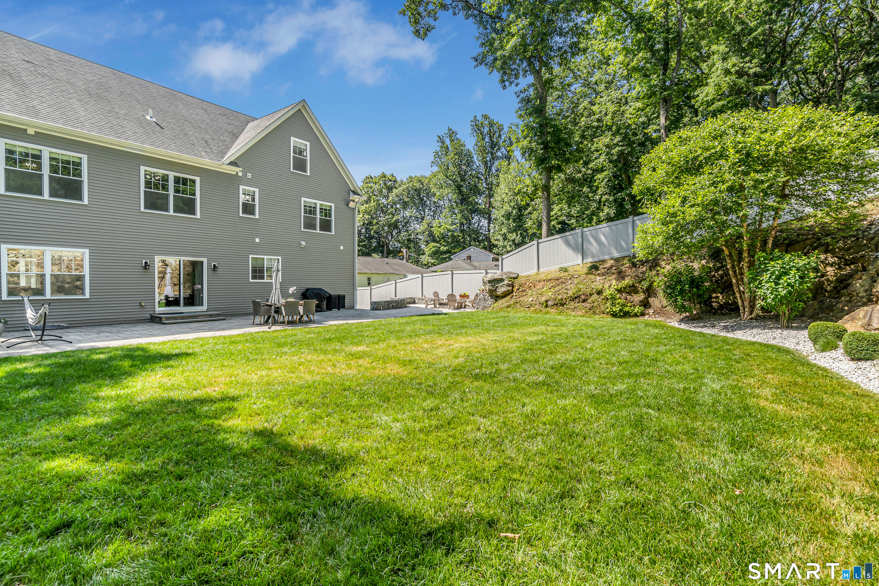 17 Woodlawn Drive Trumbull CT 06611