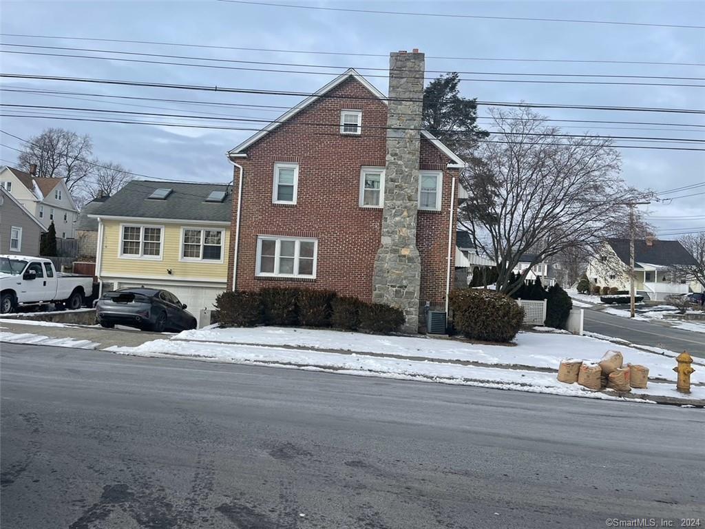 1095 Wayne Street Bridgeport CT 06606