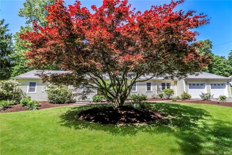 14 Richards Road Brookfield CT 06804