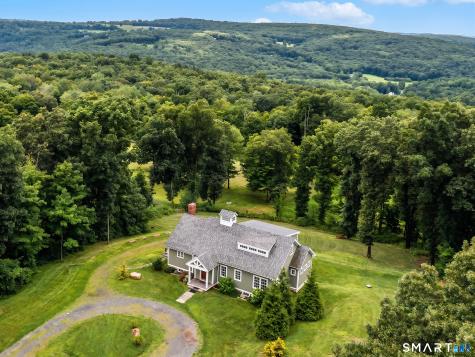 21 Hemlock Road Roxbury CT 06783