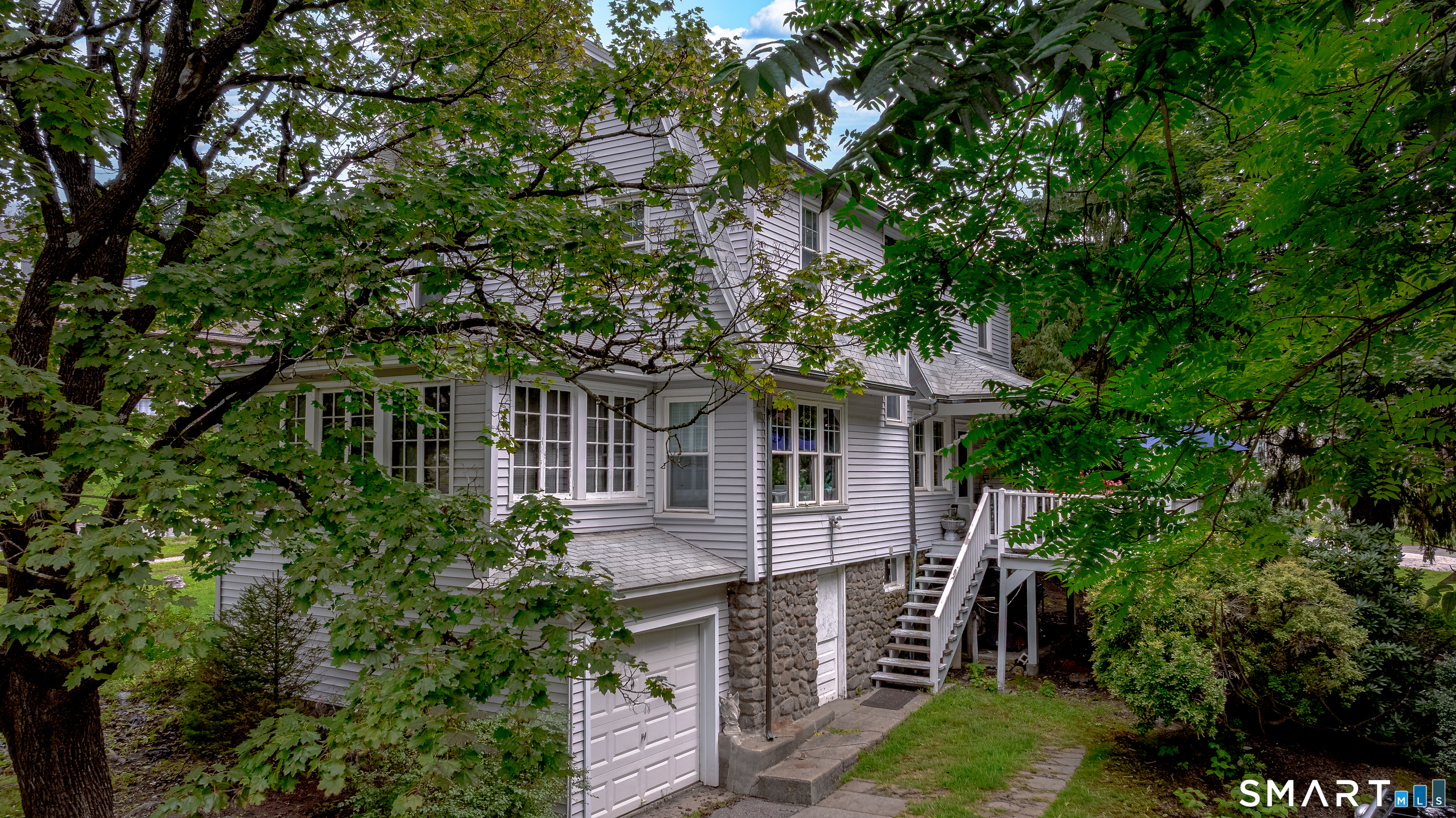 3156 East Main Street Waterbury CT 06705