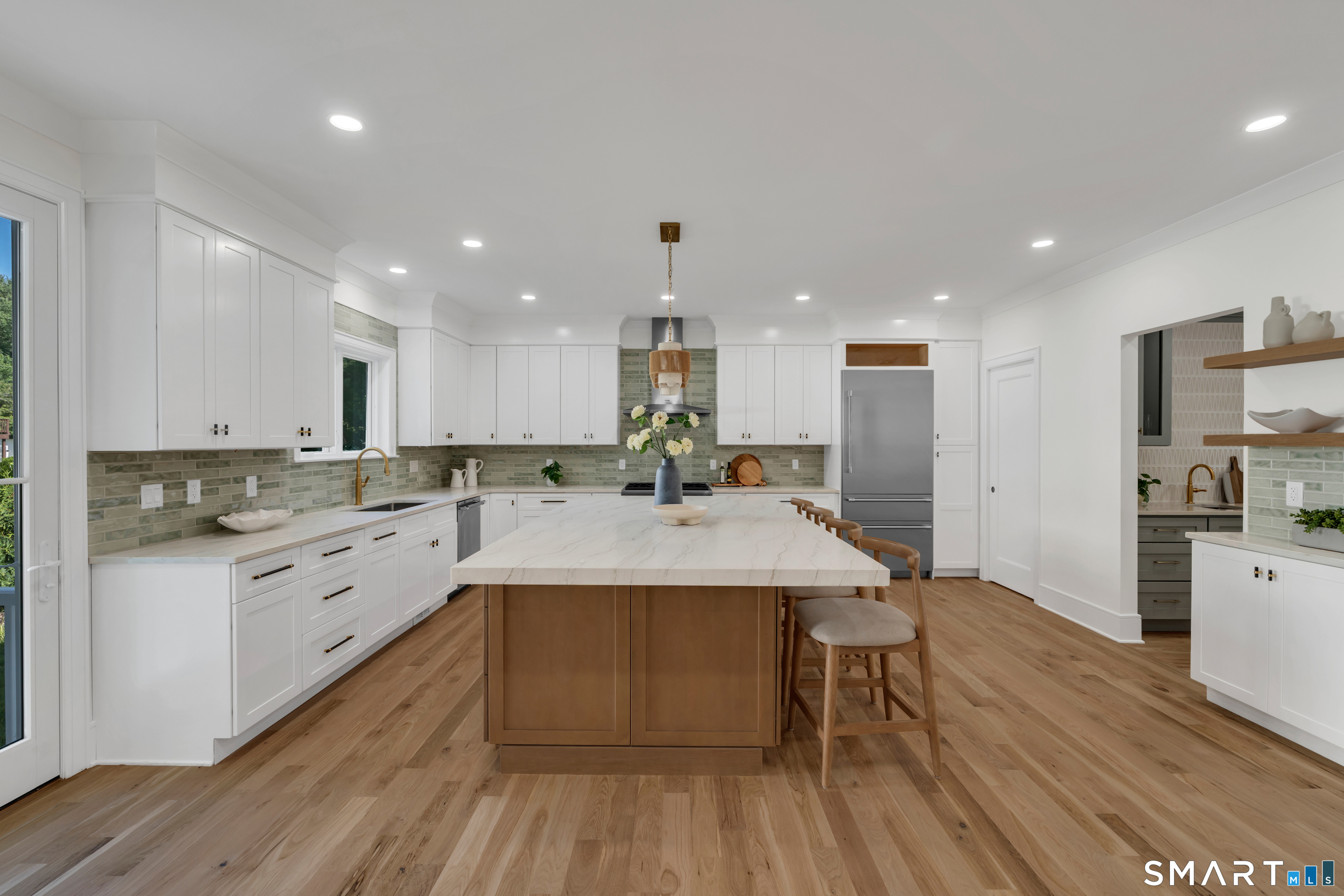 1054 Mill Plain Road Fairfield CT 06824