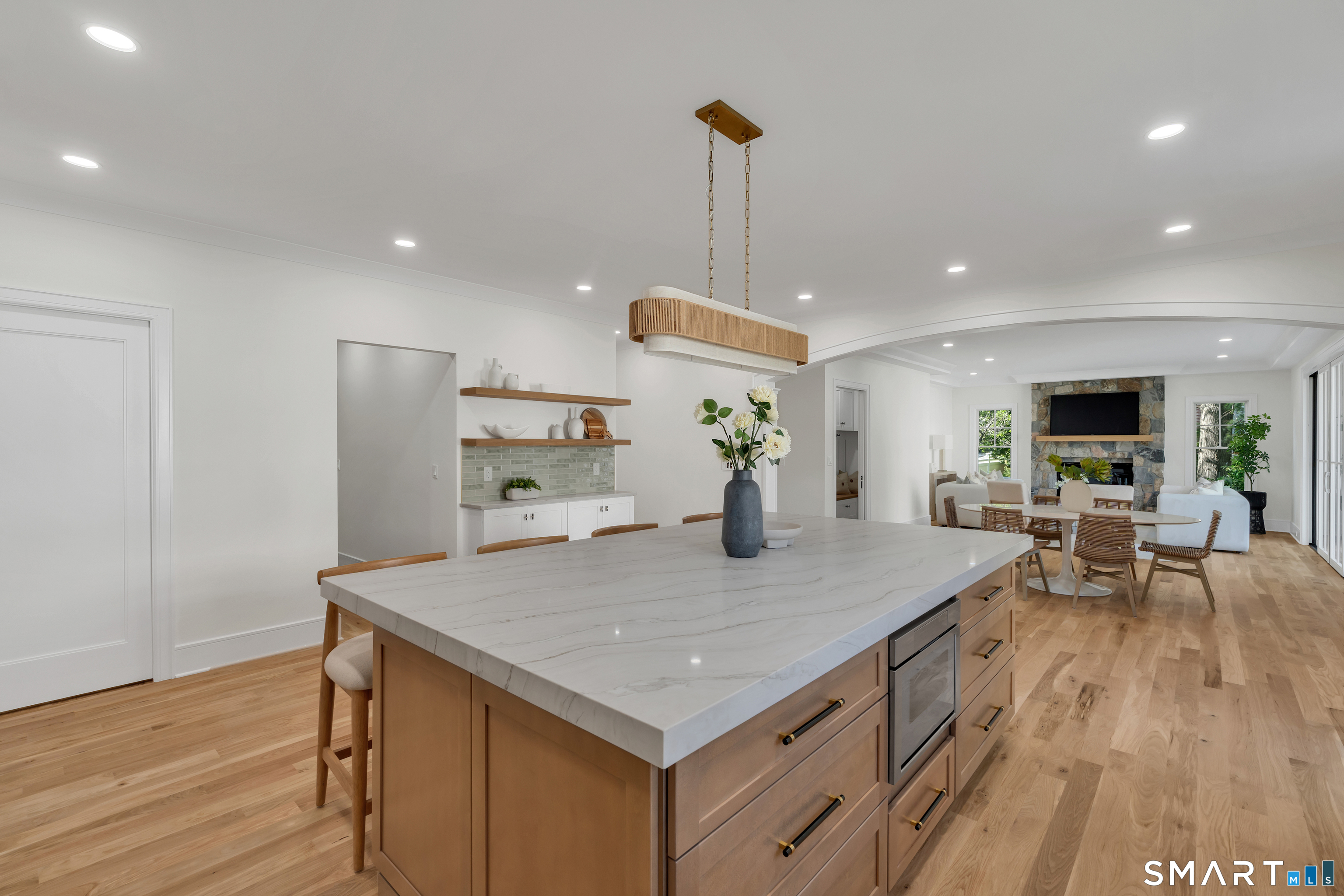1054 Mill Plain Road Fairfield CT 06824