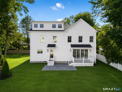 1054 Mill Plain Road Fairfield CT 06824