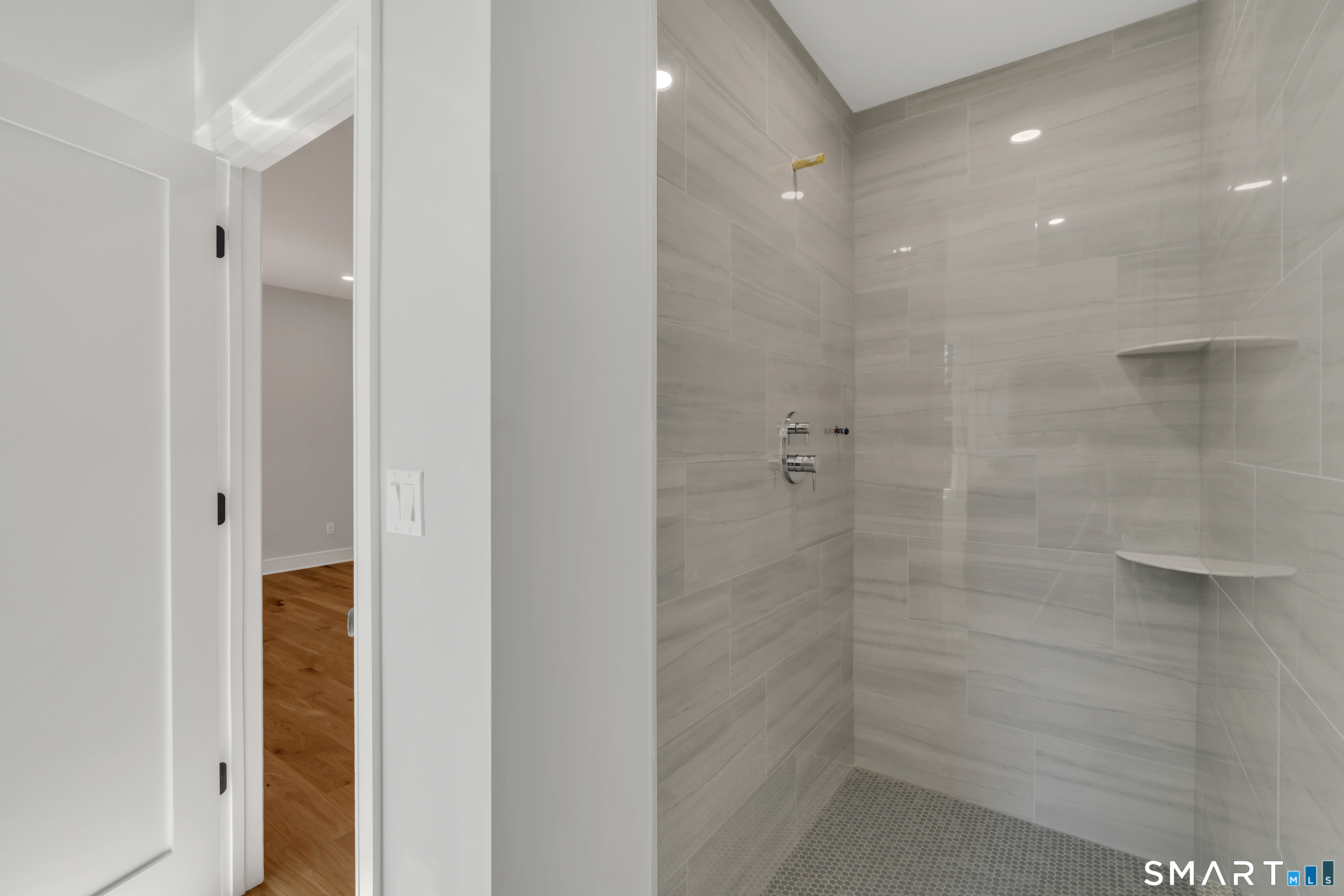 1054 Mill Plain Road Fairfield CT 06824