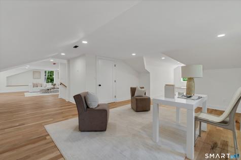 1054 Mill Plain Road Fairfield CT 06824