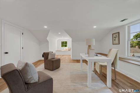 1054 Mill Plain Road Fairfield CT 06824