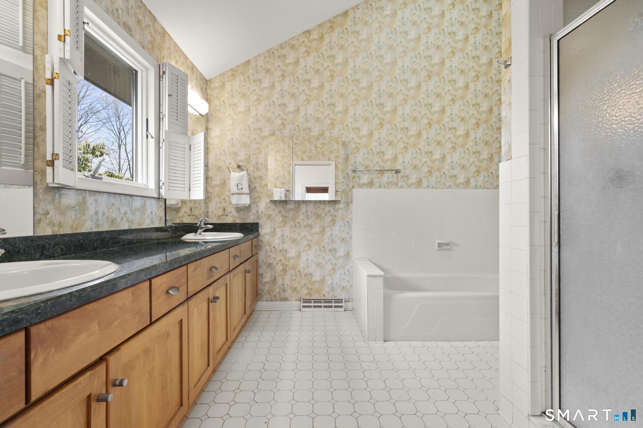 81 Deer Run Road Woodbridge CT 06525