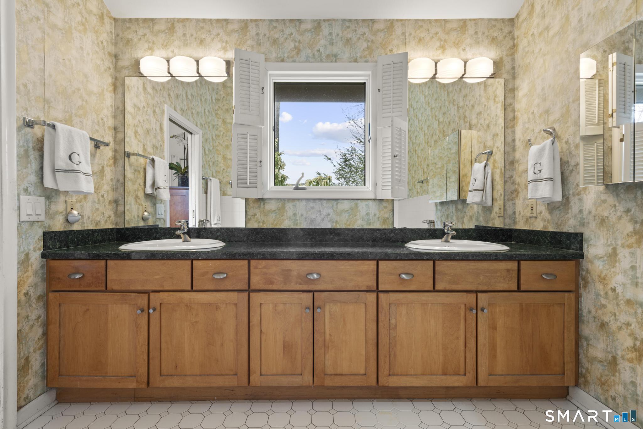 81 Deer Run Road Woodbridge CT 06525
