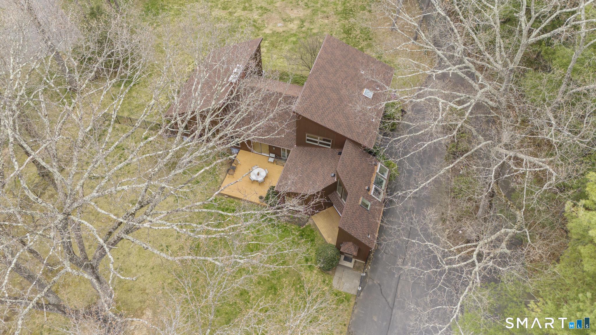 81 Deer Run Road Woodbridge CT 06525