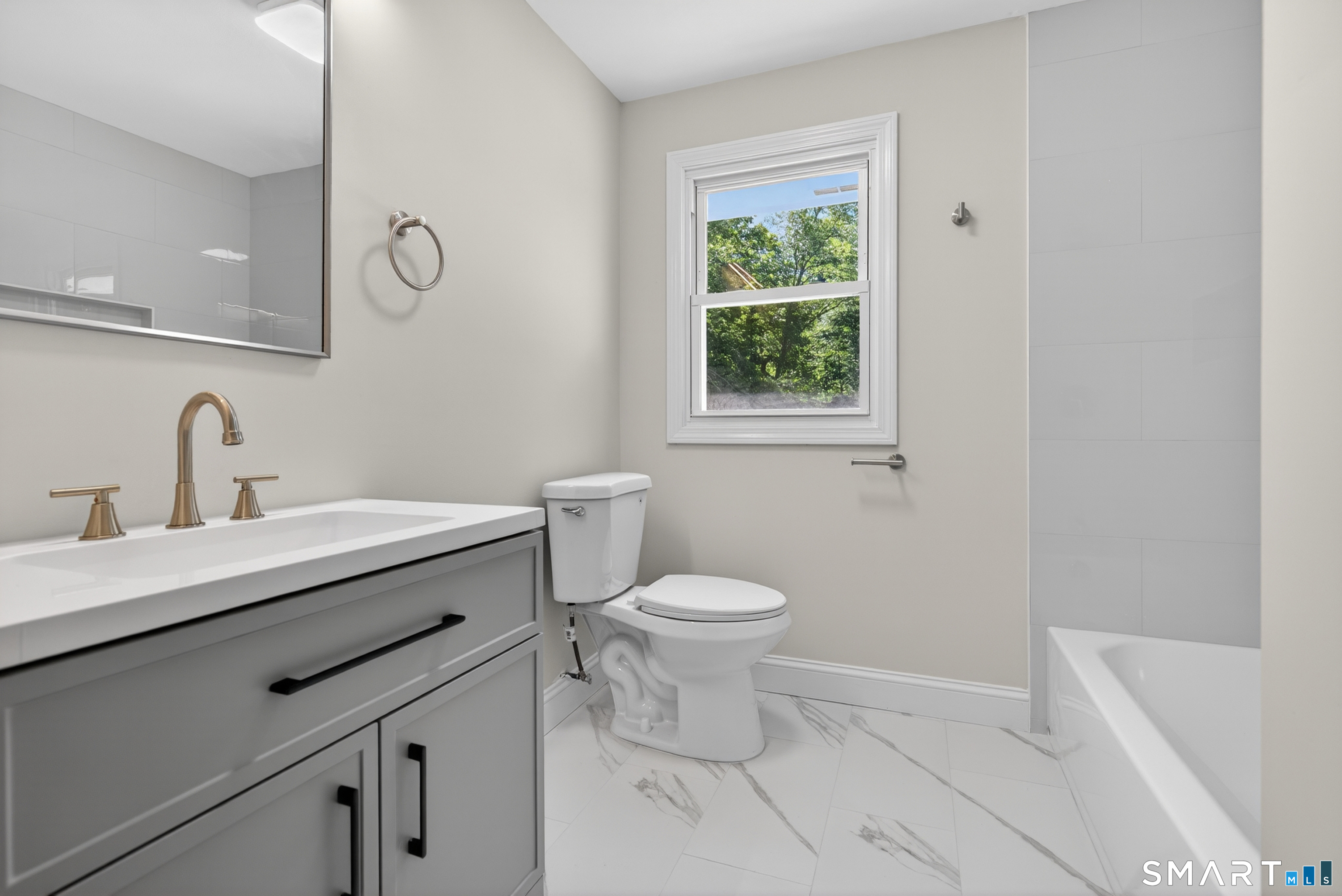41 Piscitello Drive Branford CT 06405