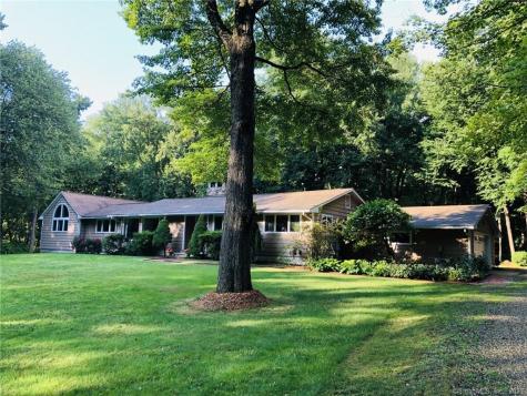 22 White Birch Road Redding CT 06896