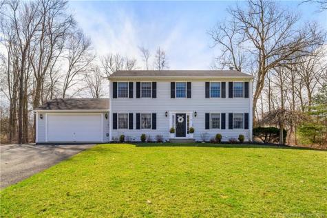 4 Millbrook Road Bethel CT 06801