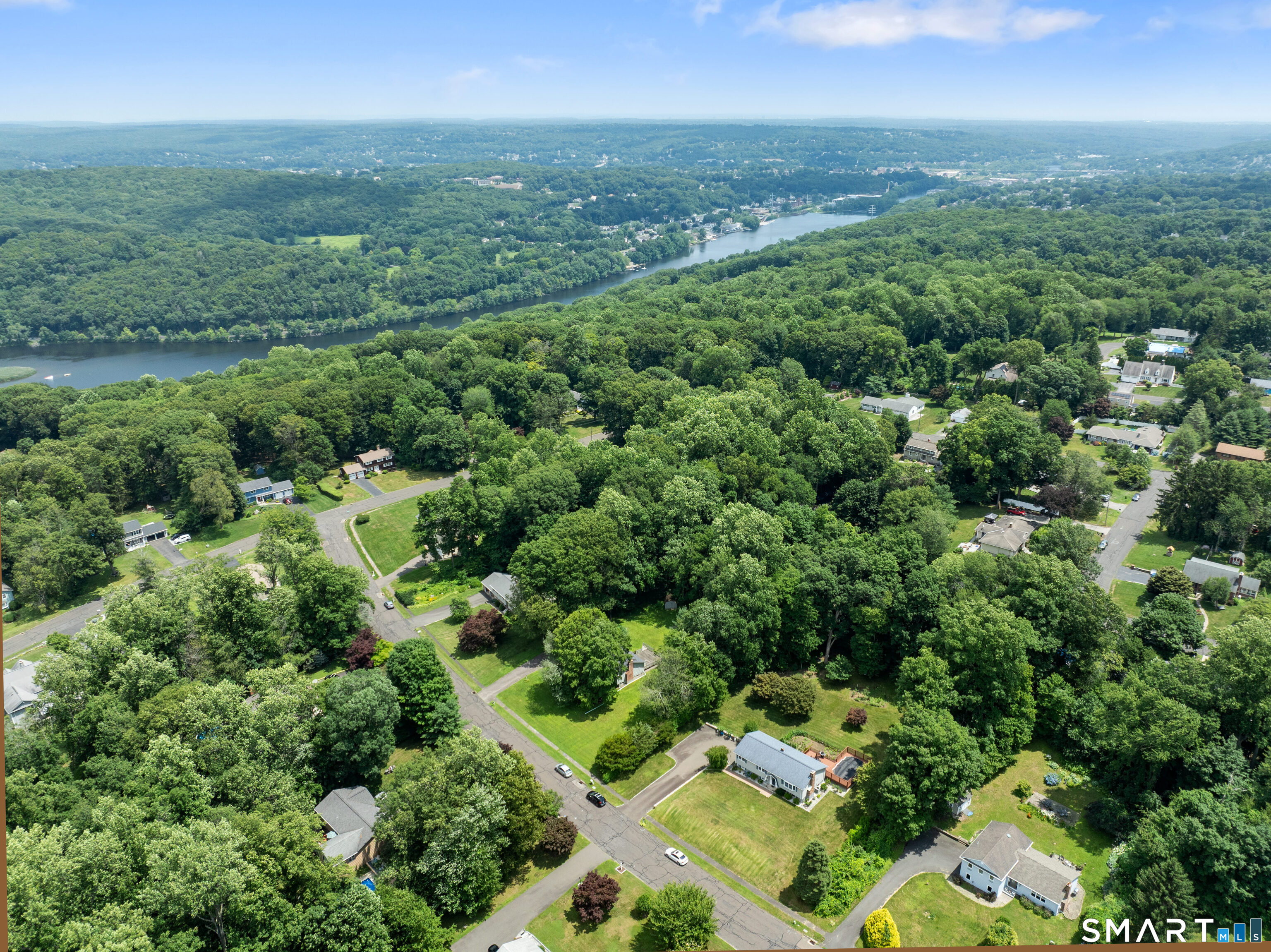 19 Driftwood Lane Shelton CT 06484