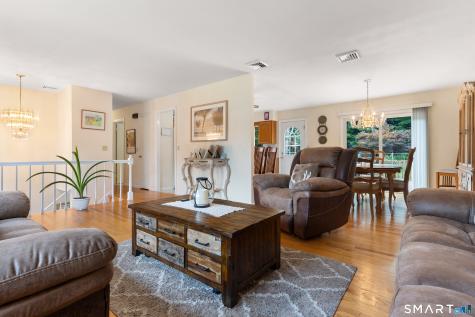 19 Driftwood Lane Shelton CT 06484