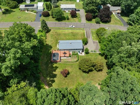 19 Driftwood Lane Shelton CT 06484