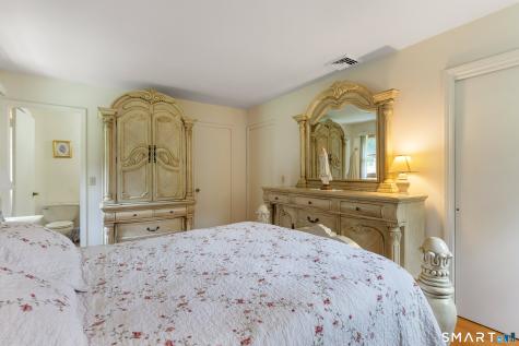 19 Driftwood Lane Shelton CT 06484
