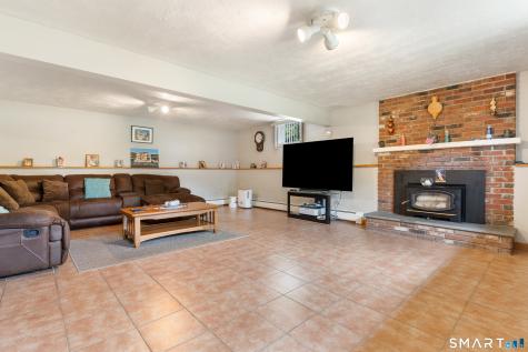 19 Driftwood Lane Shelton CT 06484
