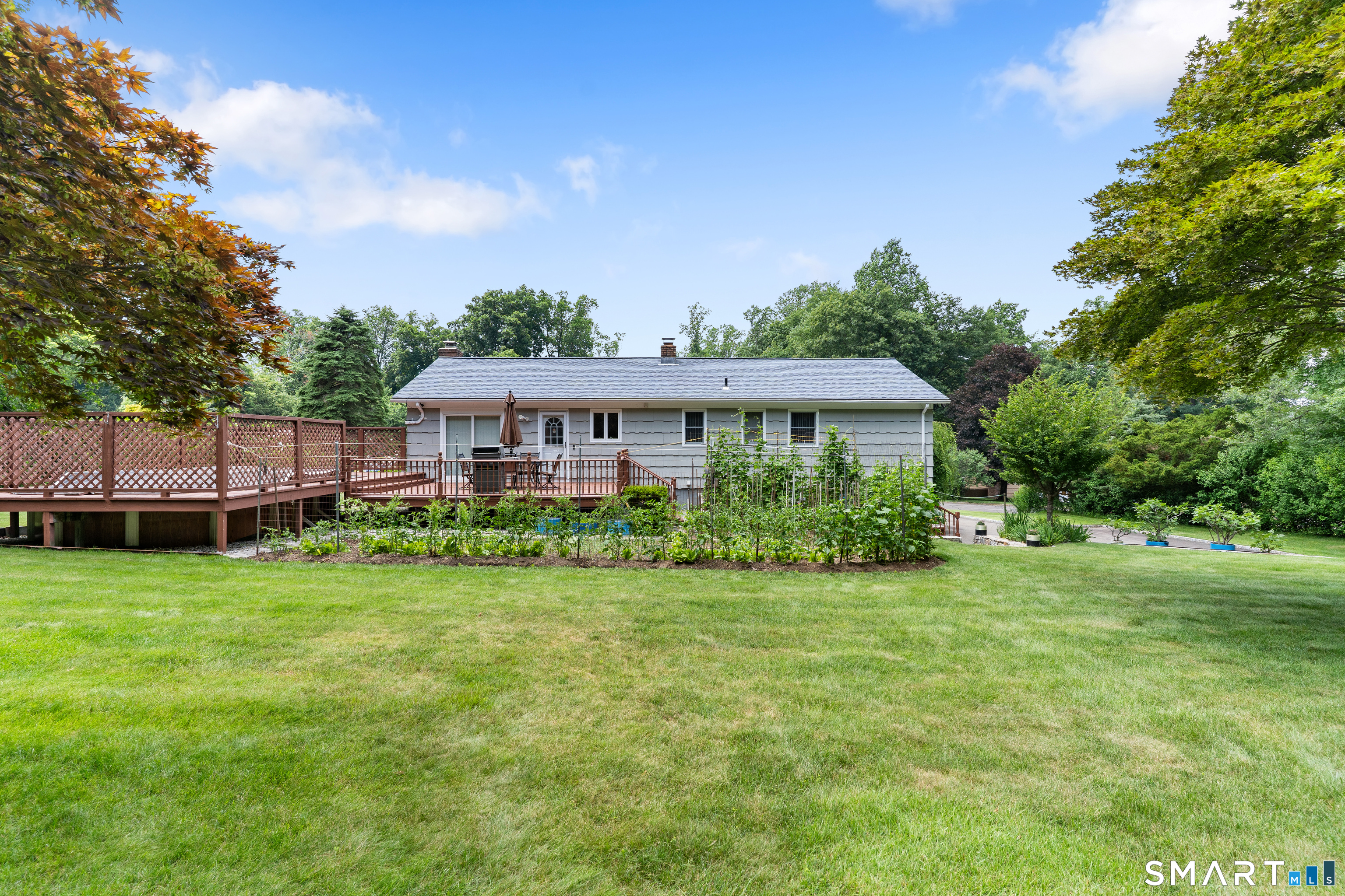 19 Driftwood Lane Shelton CT 06484