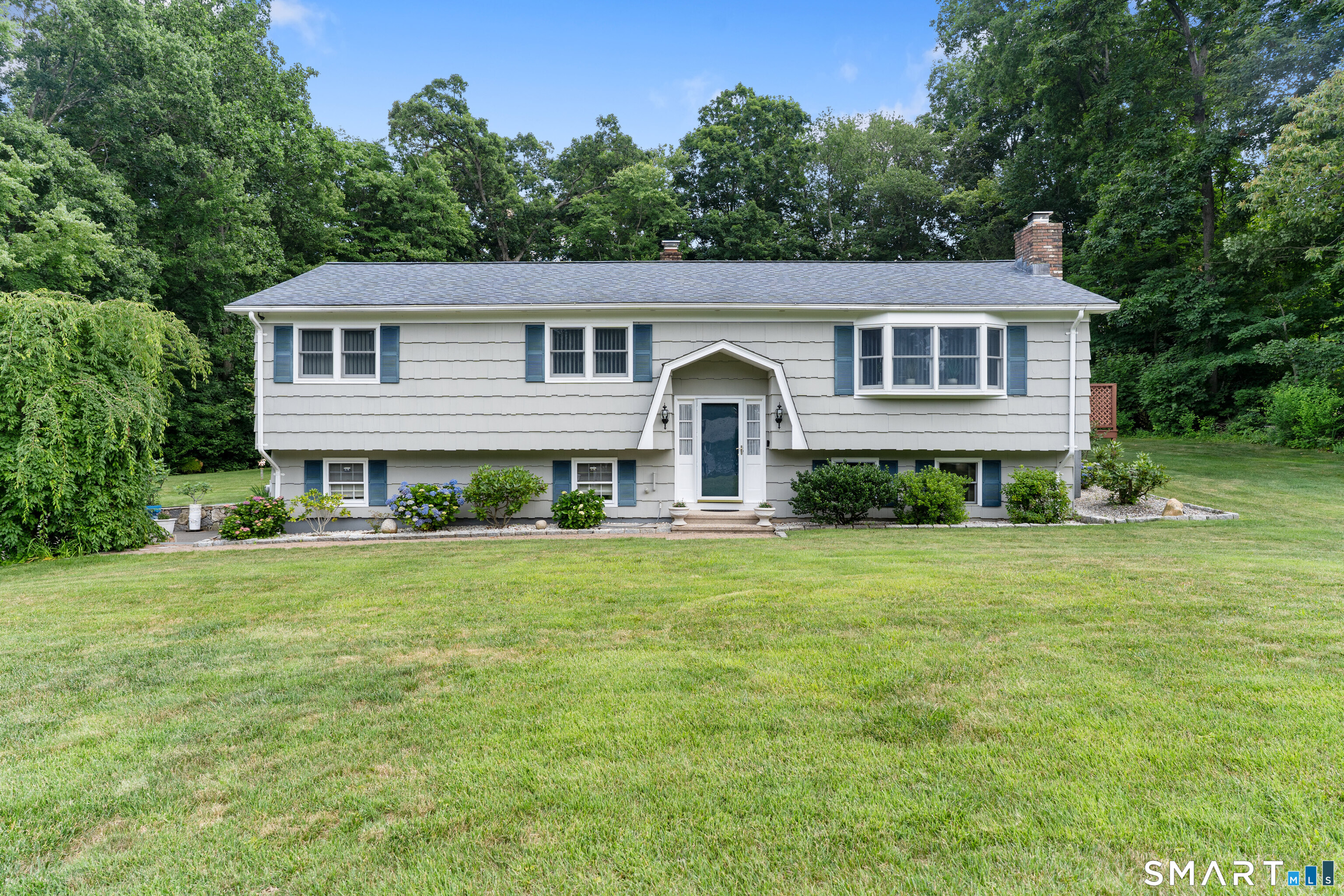 19 Driftwood Lane Shelton CT 06484