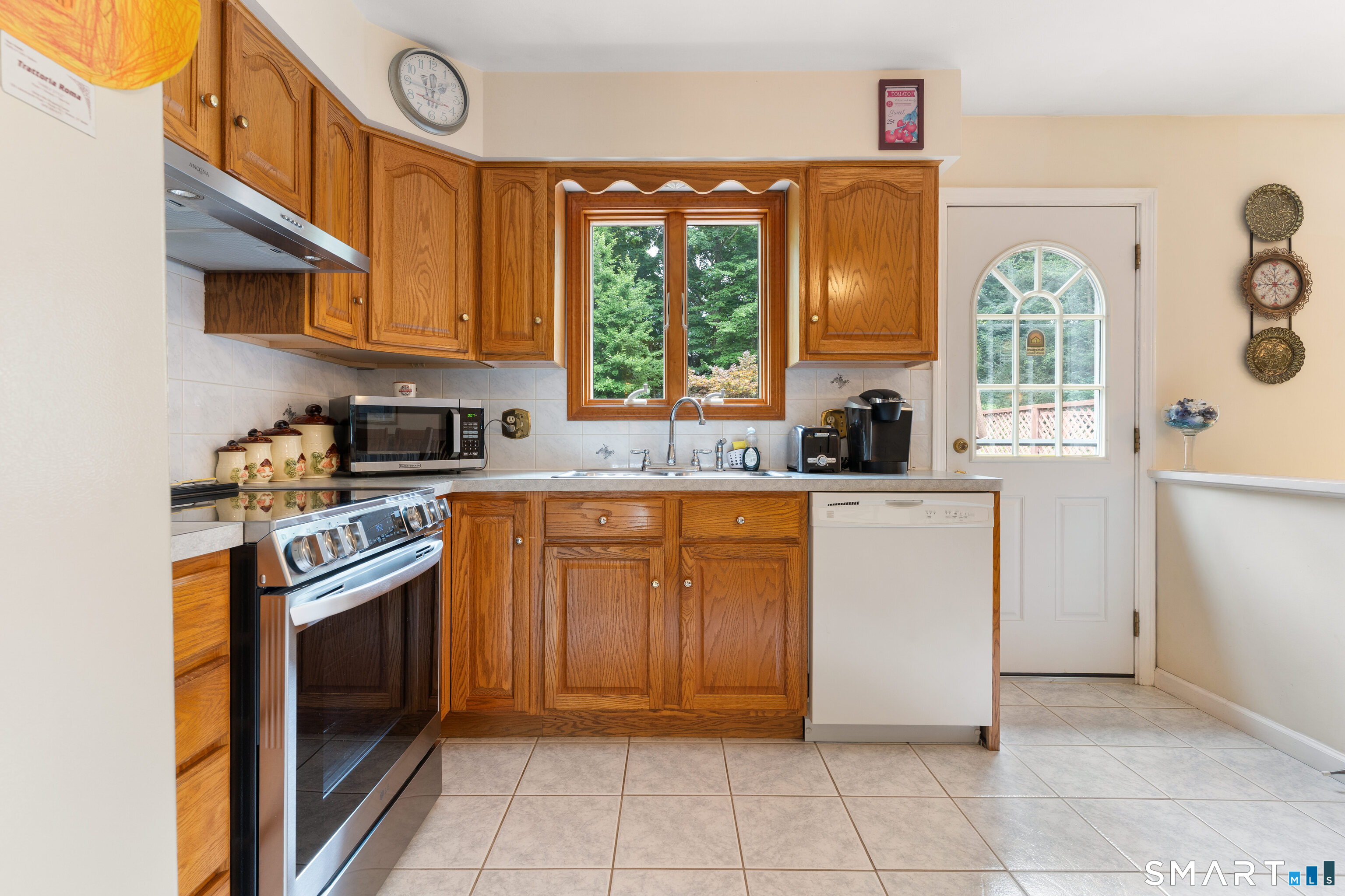 19 Driftwood Lane Shelton CT 06484