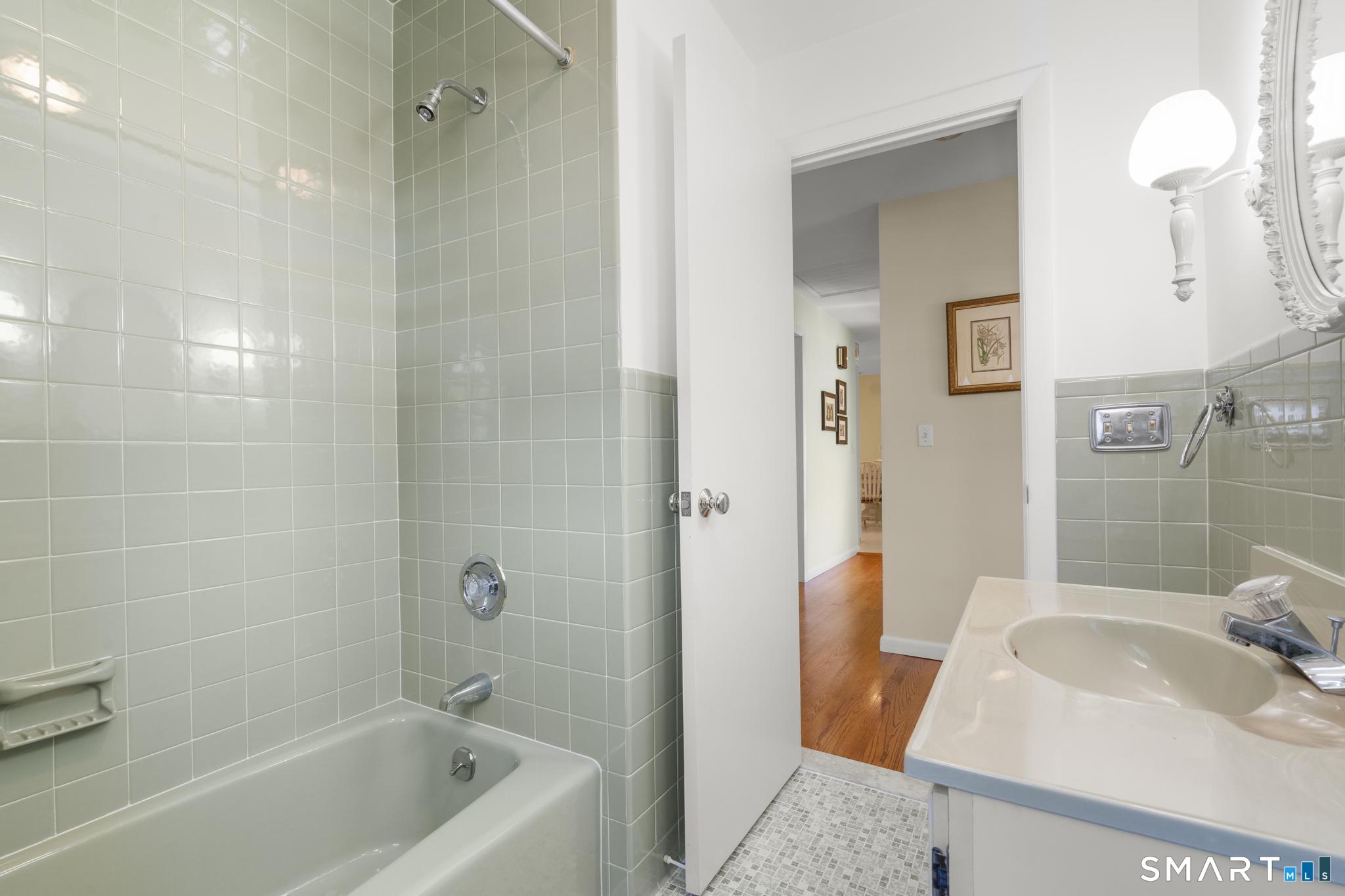 60 Venice Avenue Waterbury CT 06708