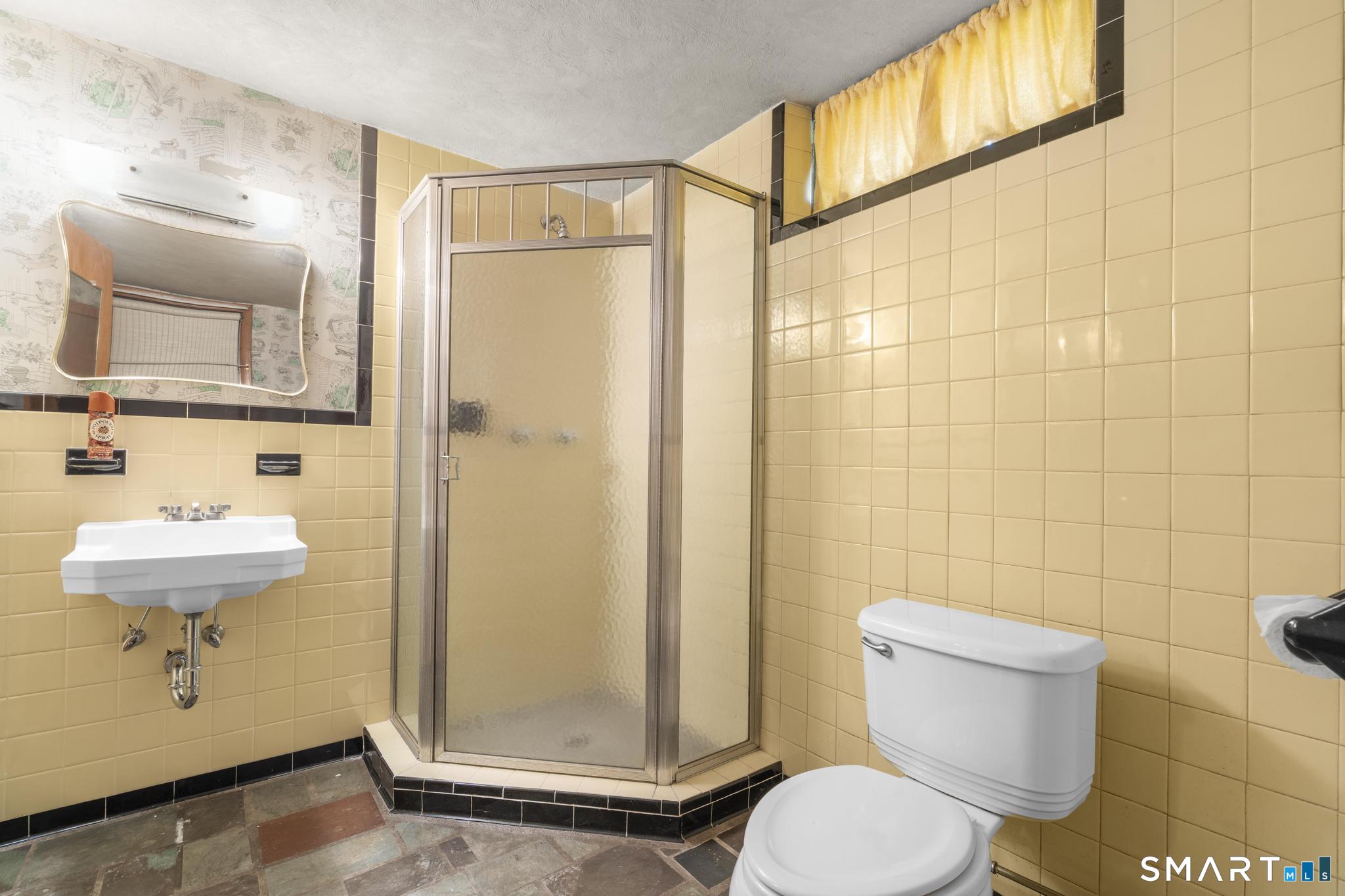 60 Venice Avenue Waterbury CT 06708