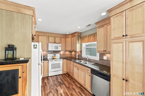 66 South Ridgeland Road Wallingford CT 06492
