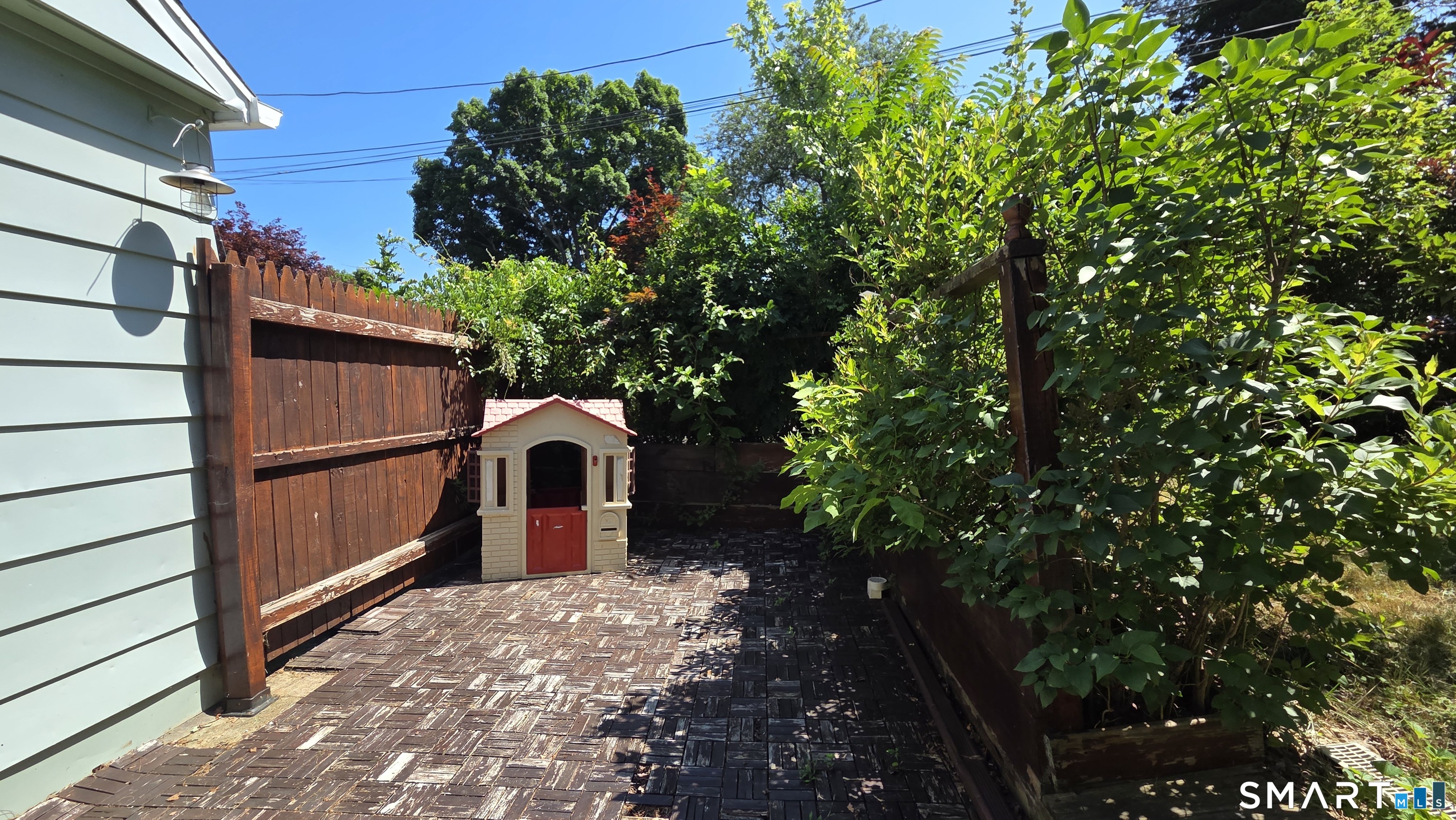 28 Elberta Avenue Trumbull CT 06611