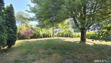 28 Elberta Avenue Trumbull CT 06611