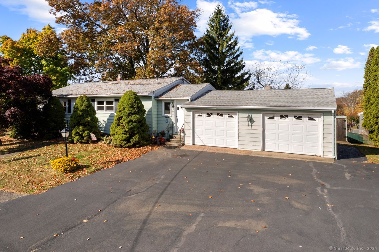 11 Tuthill Street West Haven CT 06516