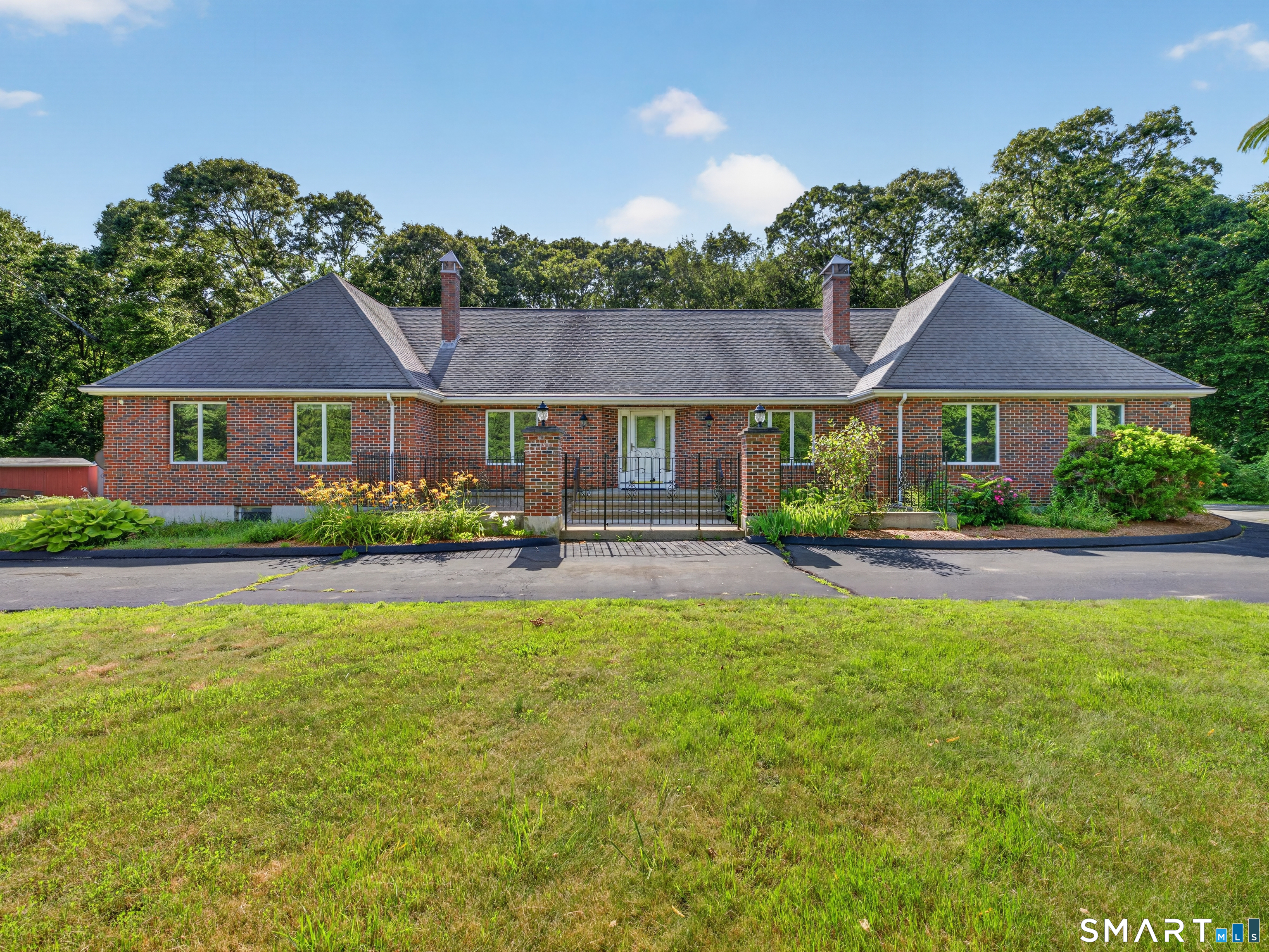 475 Meridian St Extension Groton CT 06340