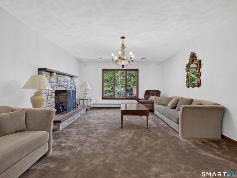 475 Meridian St Extension Groton CT 06340