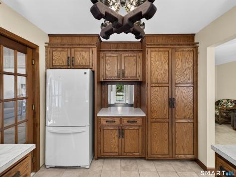475 Meridian St Extension Groton CT 06340