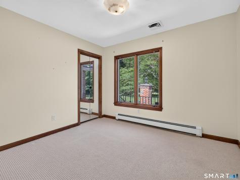475 Meridian St Extension Groton CT 06340