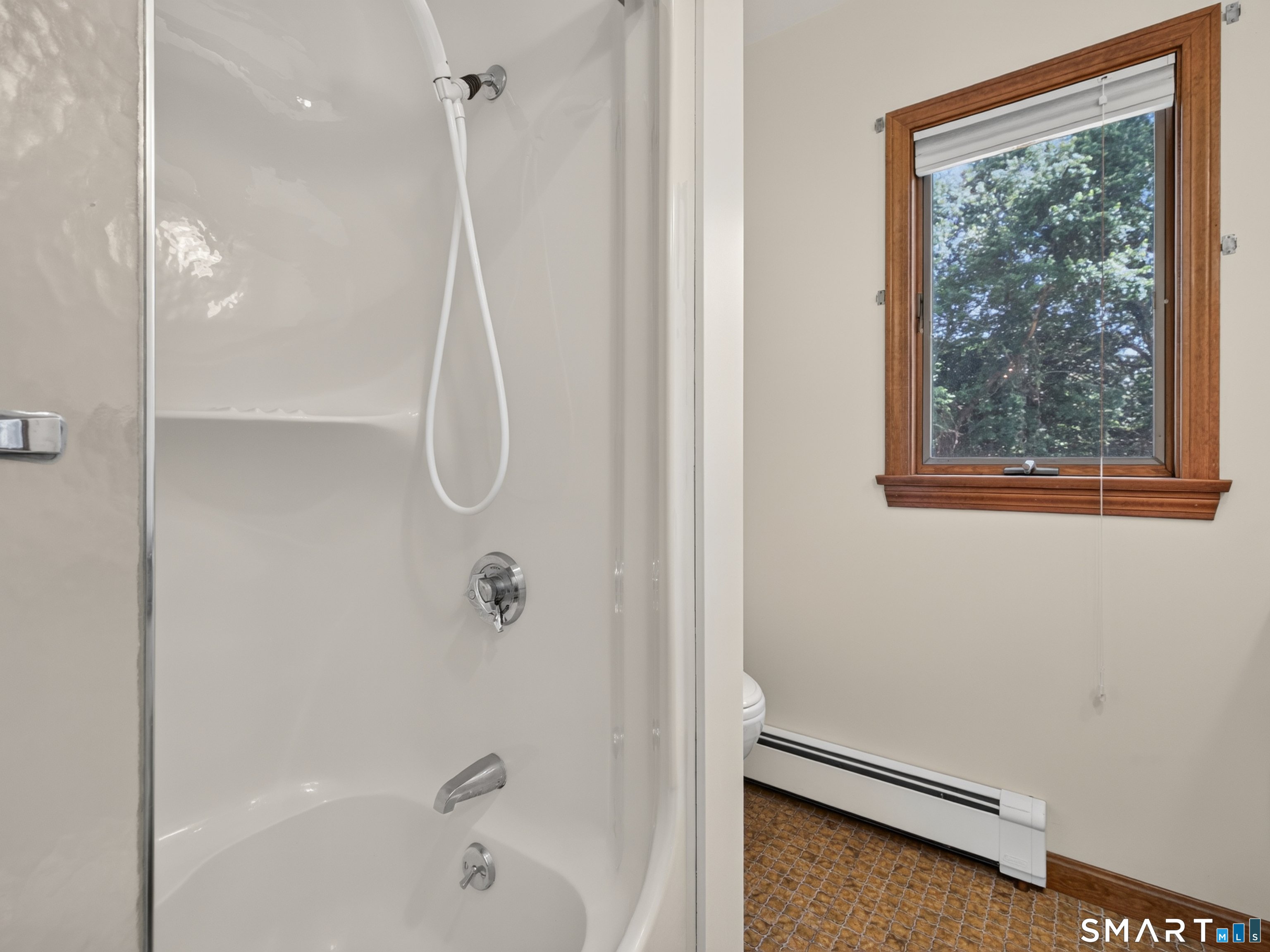 475 Meridian St Extension Groton CT 06340