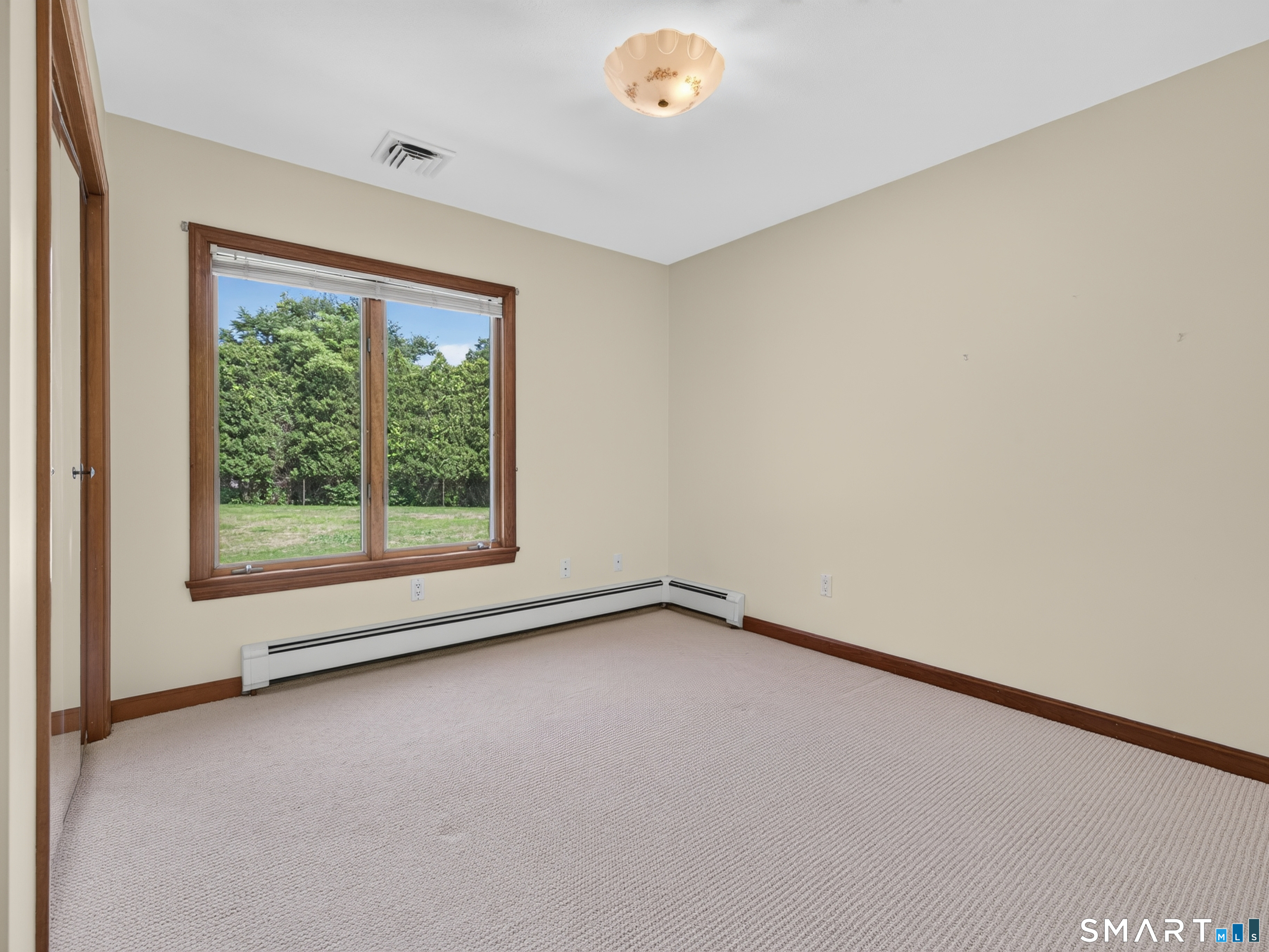 475 Meridian St Extension Groton CT 06340