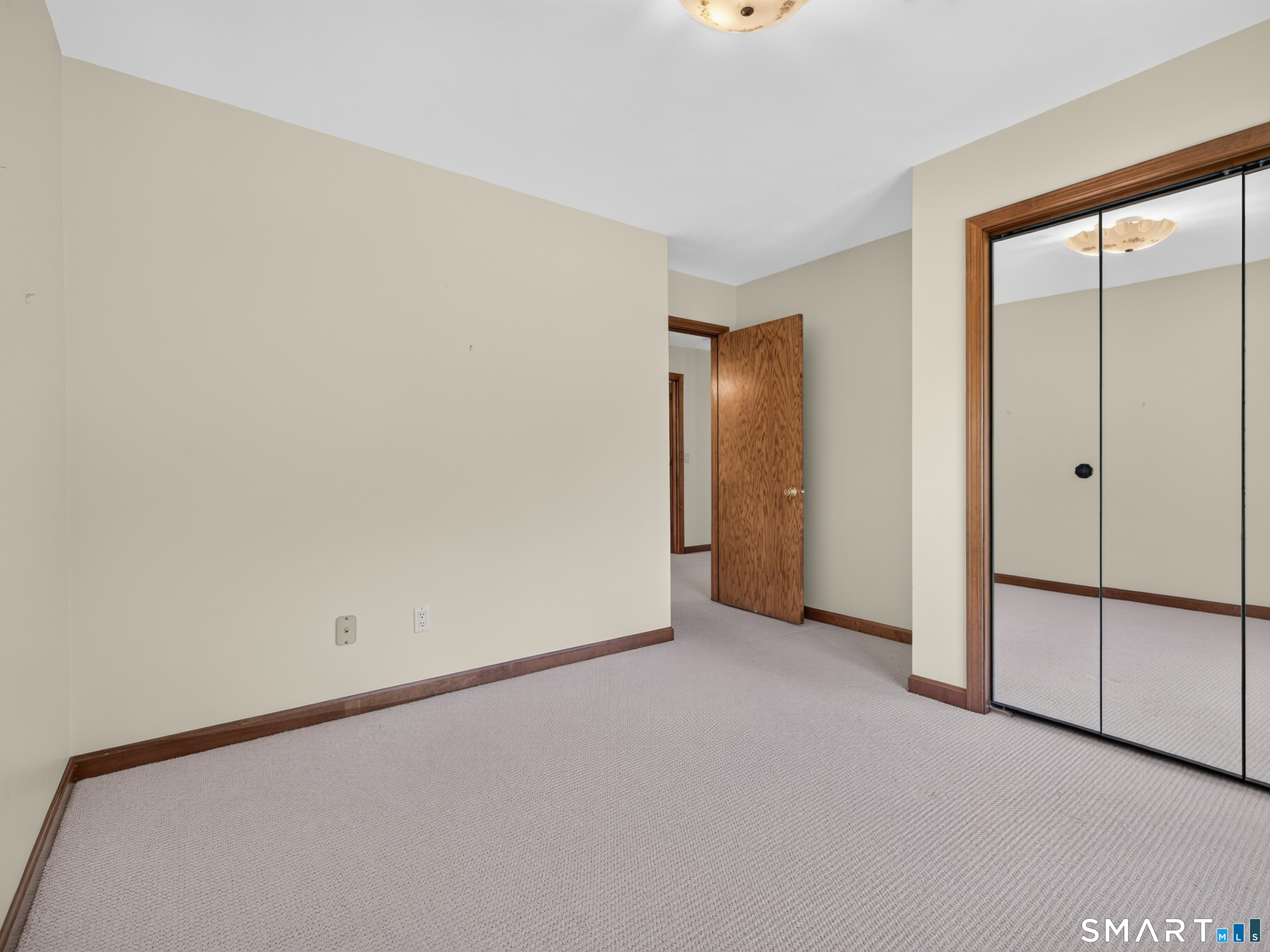 475 Meridian St Extension Groton CT 06340
