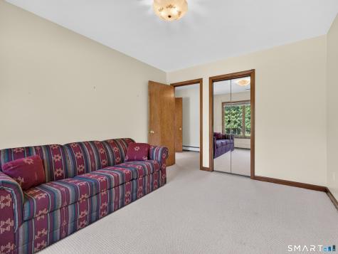 475 Meridian St Extension Groton CT 06340