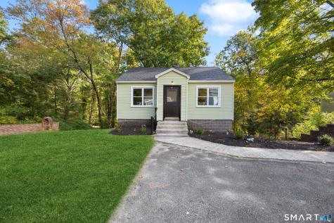 34 Oxford Road Oxford CT 06478