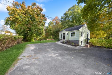 34 Oxford Road Oxford CT 06478