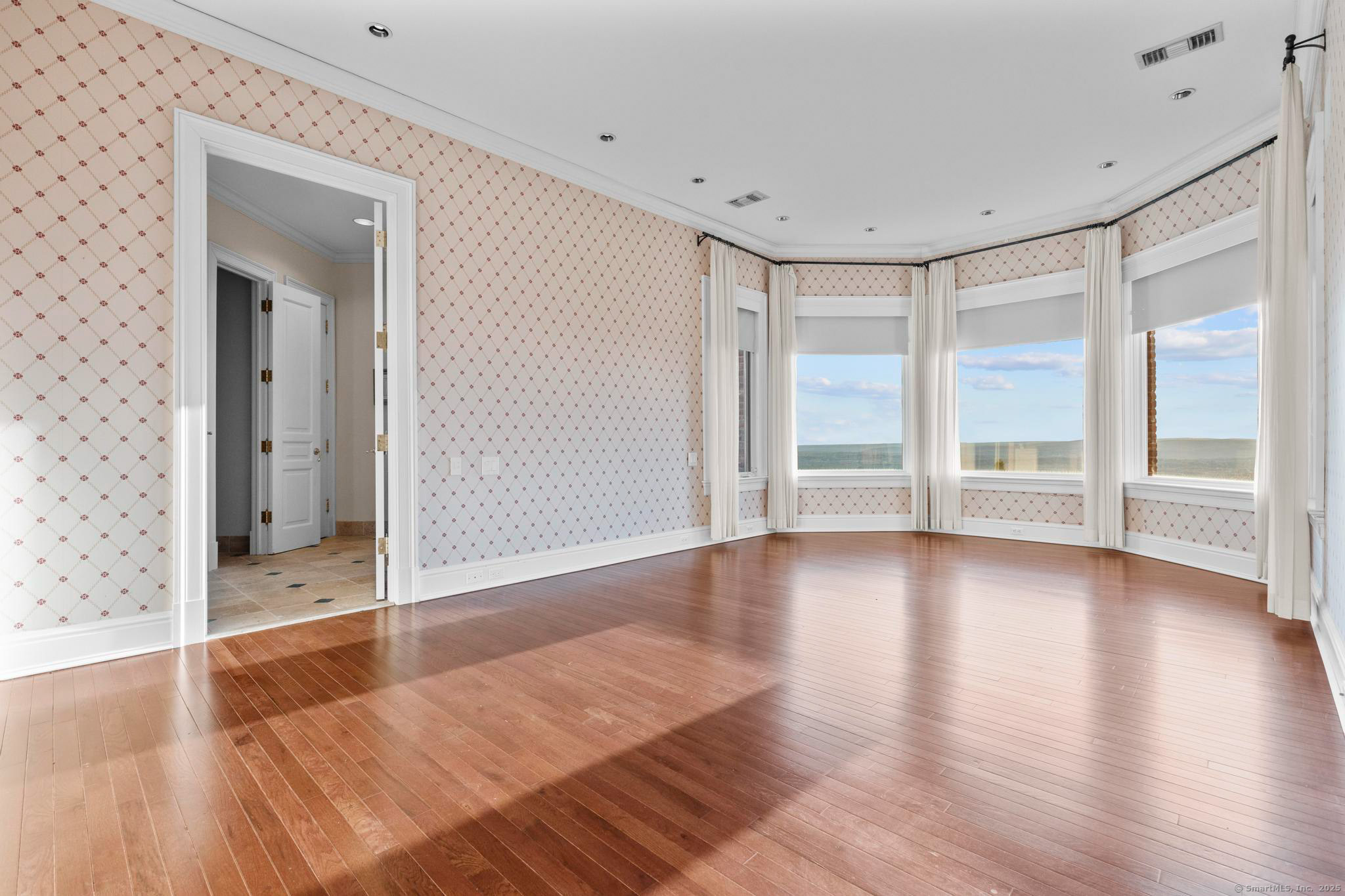 23 Robkins Road Avon CT 06001