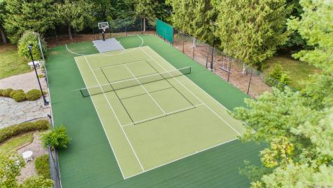 23 Robkins Road Avon CT 06001