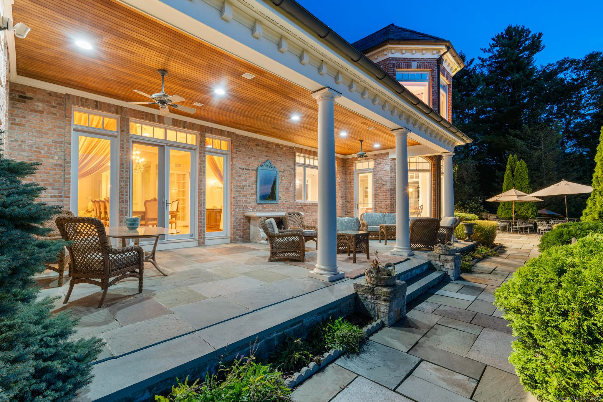 23 Robkins Road Avon CT 06001