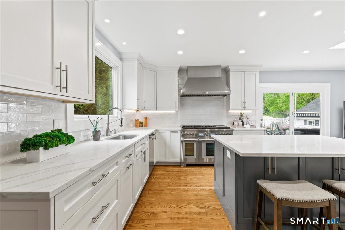 42 Old Stamford Road New Canaan CT 06840